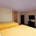 Quality Inn Jamaica Airtrain