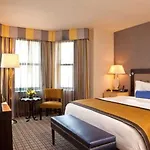 Latham Hotel