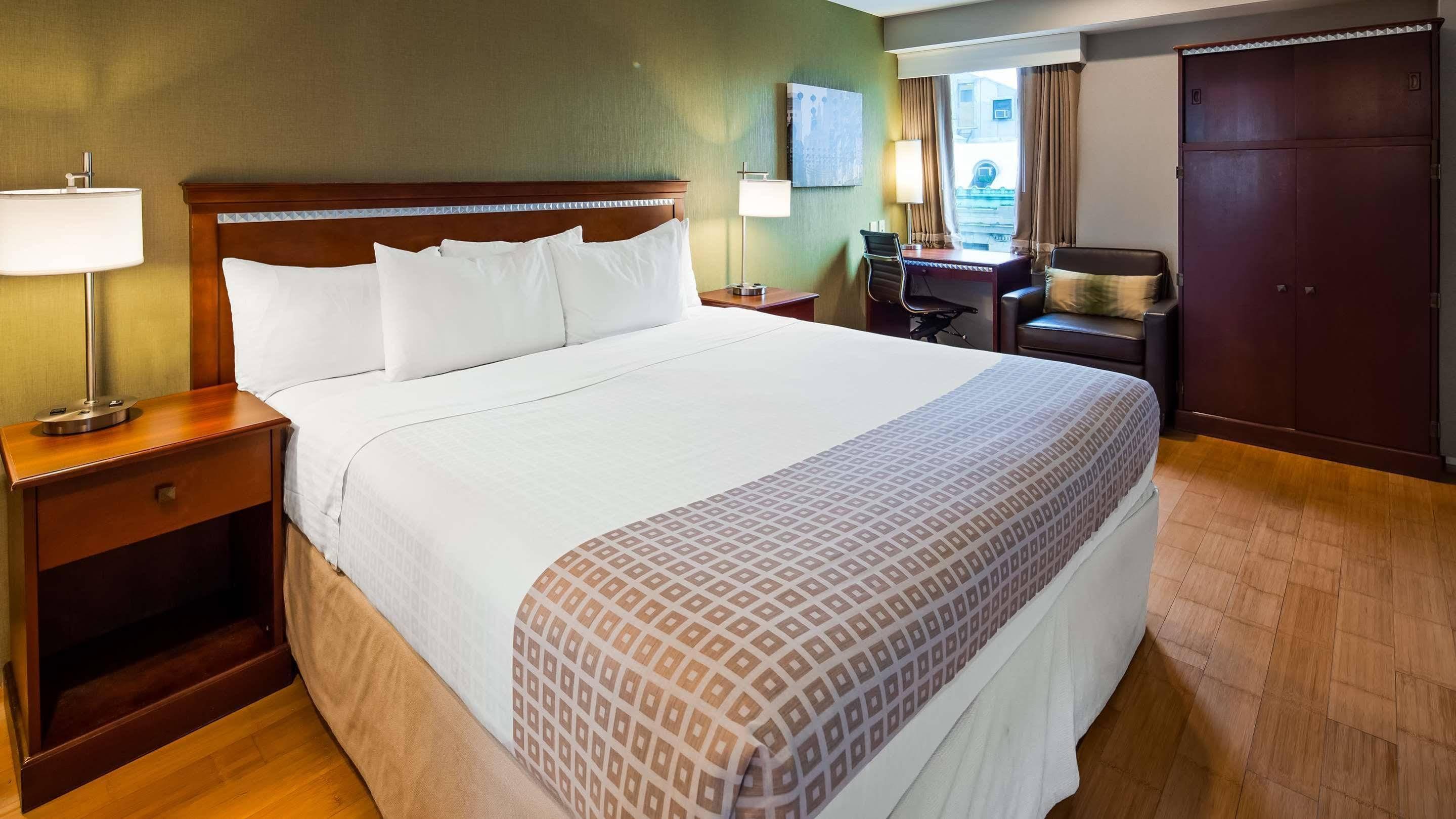 Western Bowery Hanbee Hotel