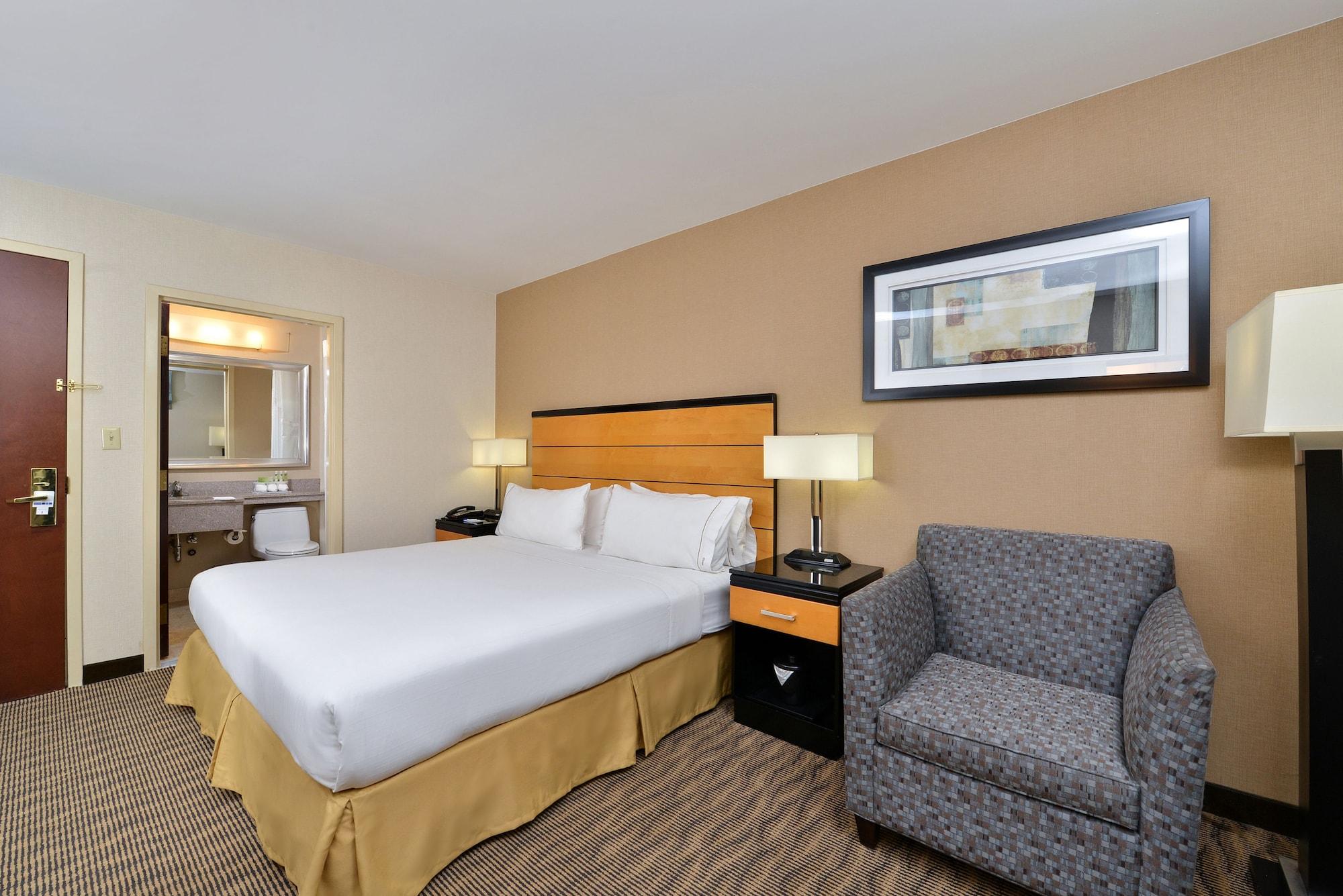 Express Kennedy Airport, An Ihg Hotel