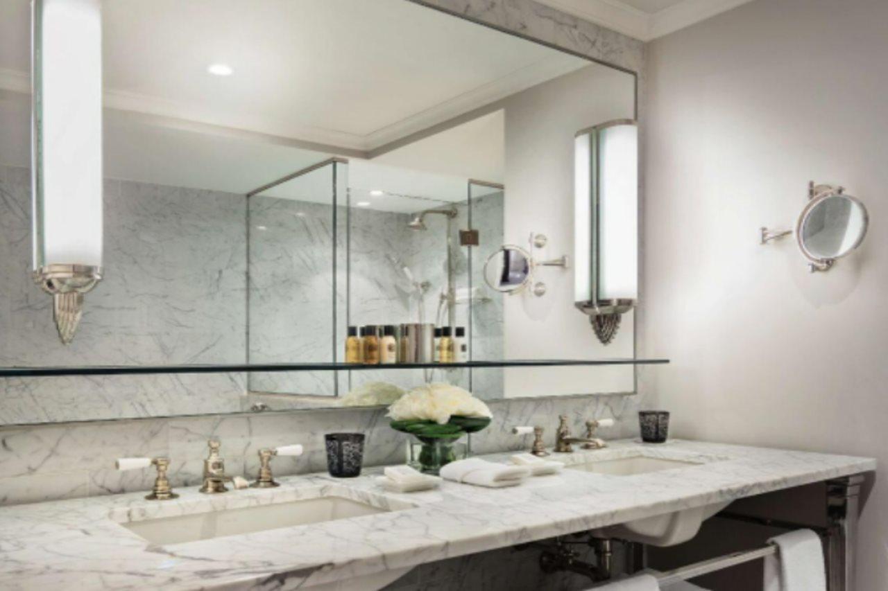 Hotel The Surrey, A Corinthia 5*