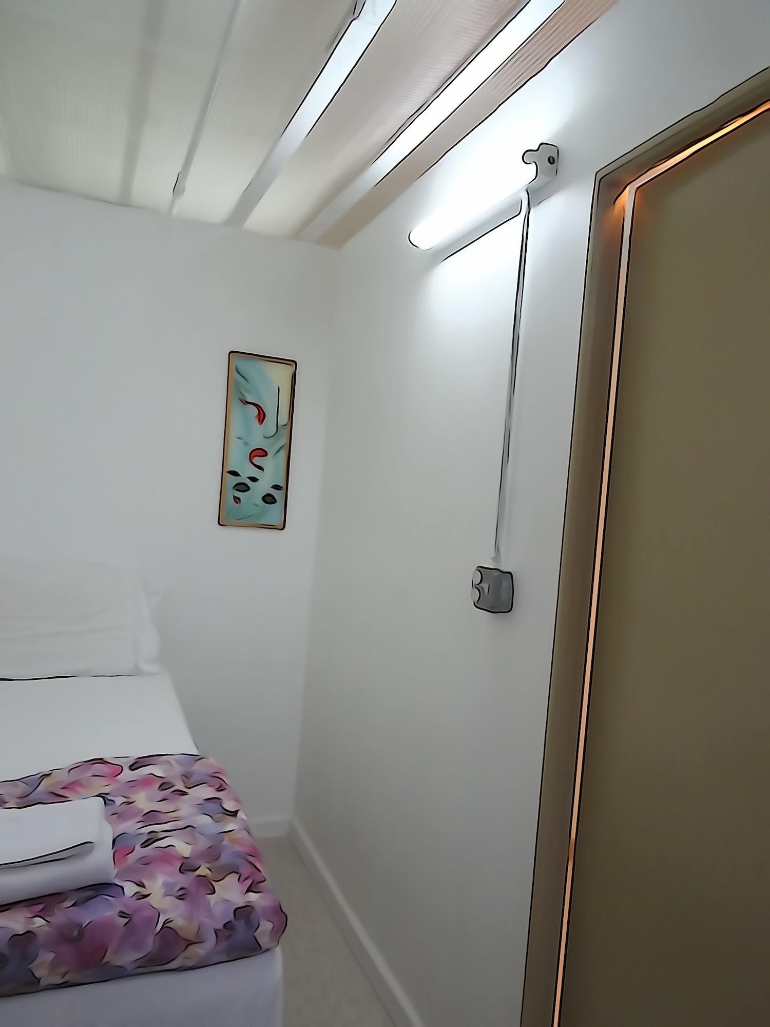Bowery Grand Hostel