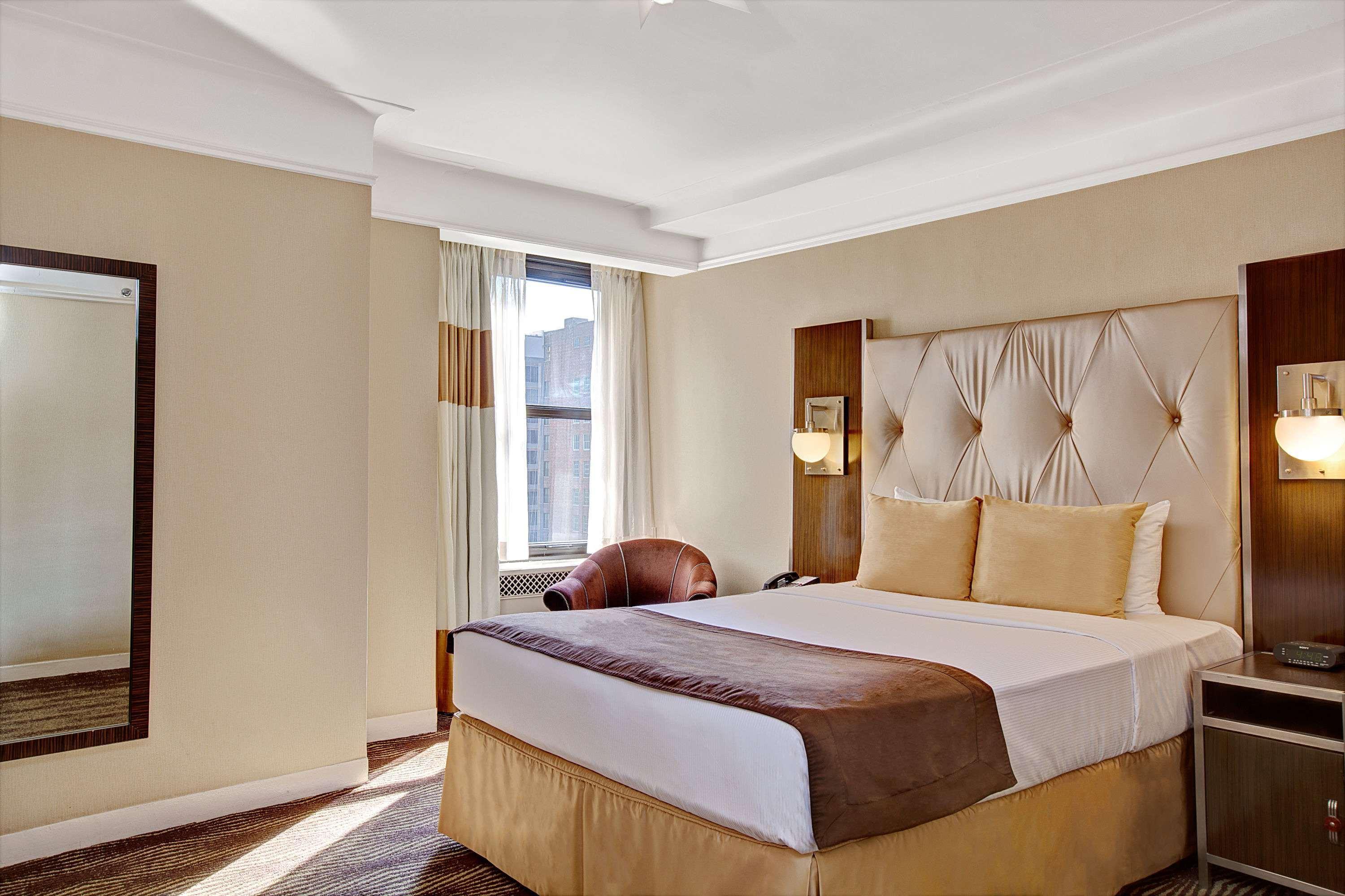 The New Yorker, A Wyndham