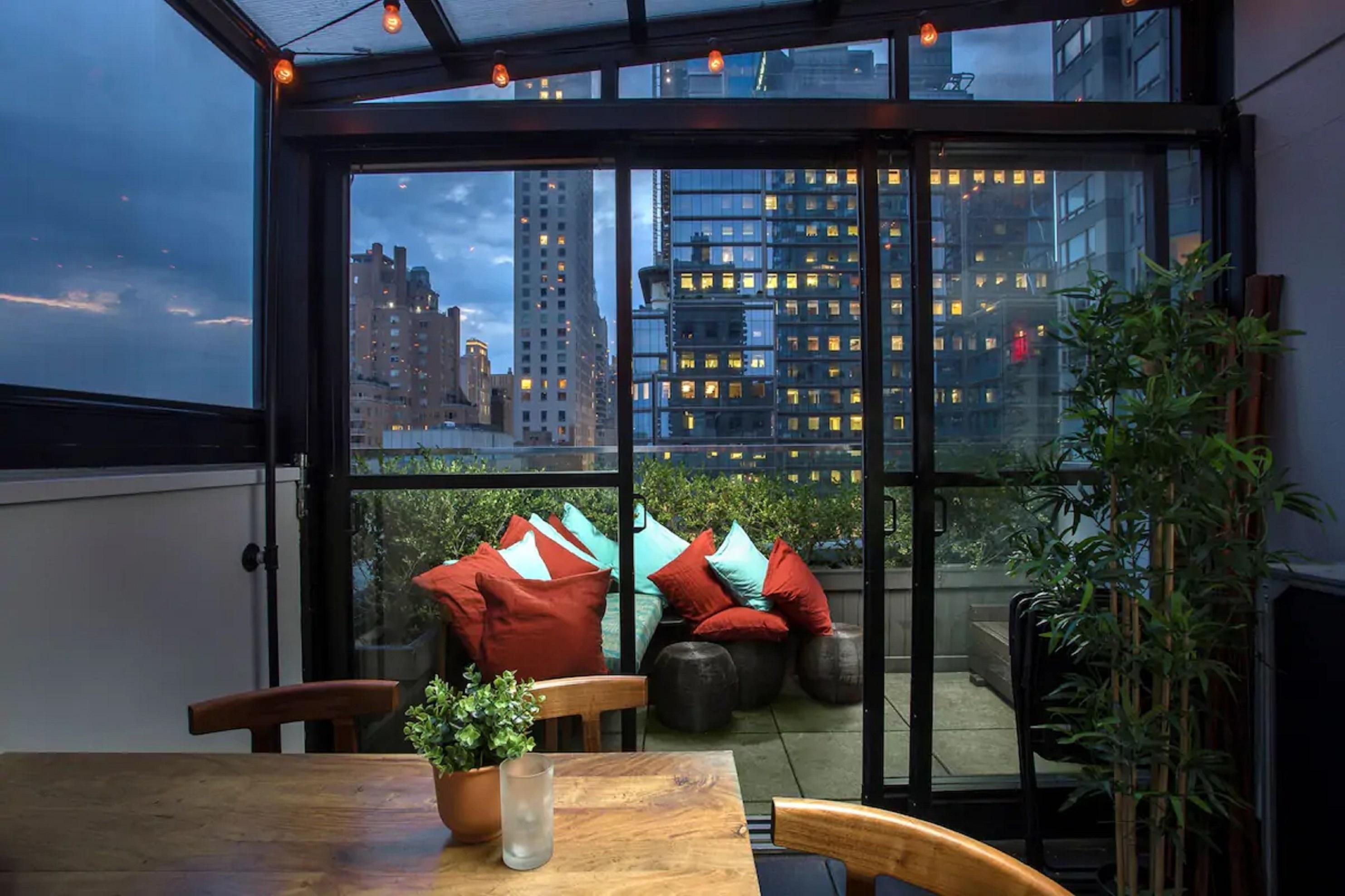 6 Columbus Park Hotel 4*