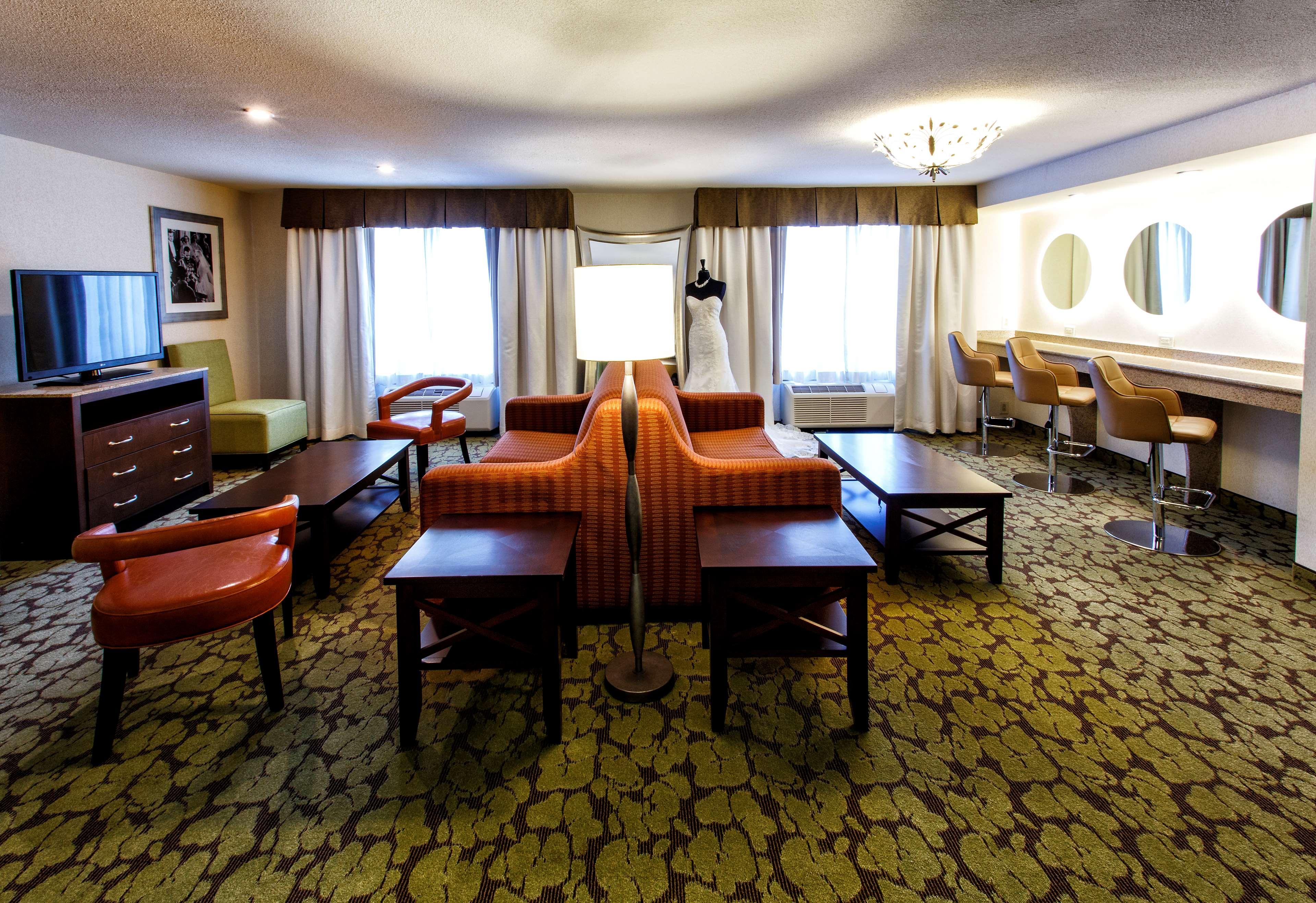 Hilton Garden New York/staten Island 3*