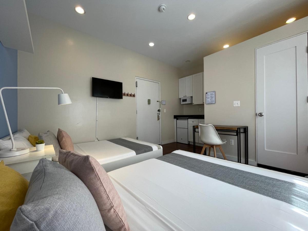 And The City, Empire State Building Apartment *