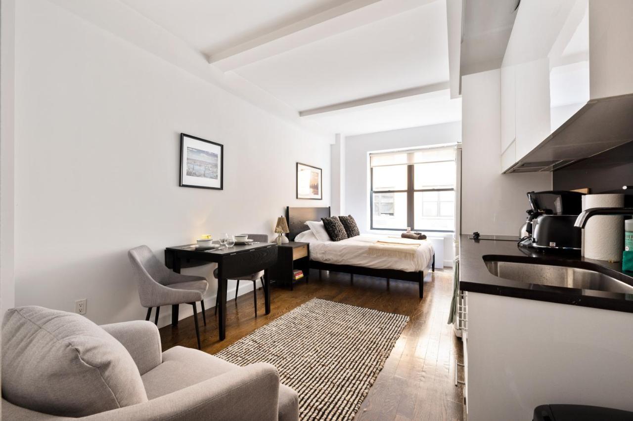 Gorgeous Studio In Nyc Apartment
