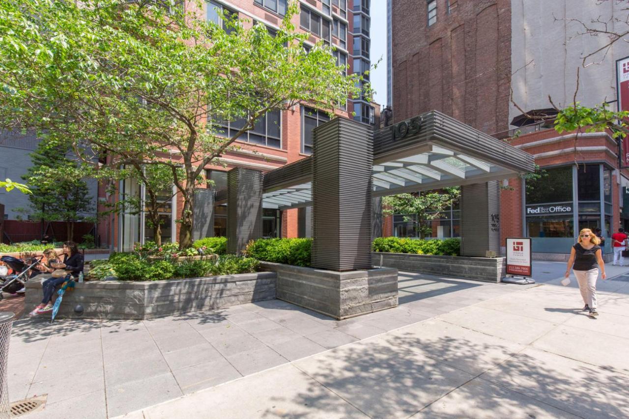Tribeca W Pool Roofdeck Gym View Nyc-273 *