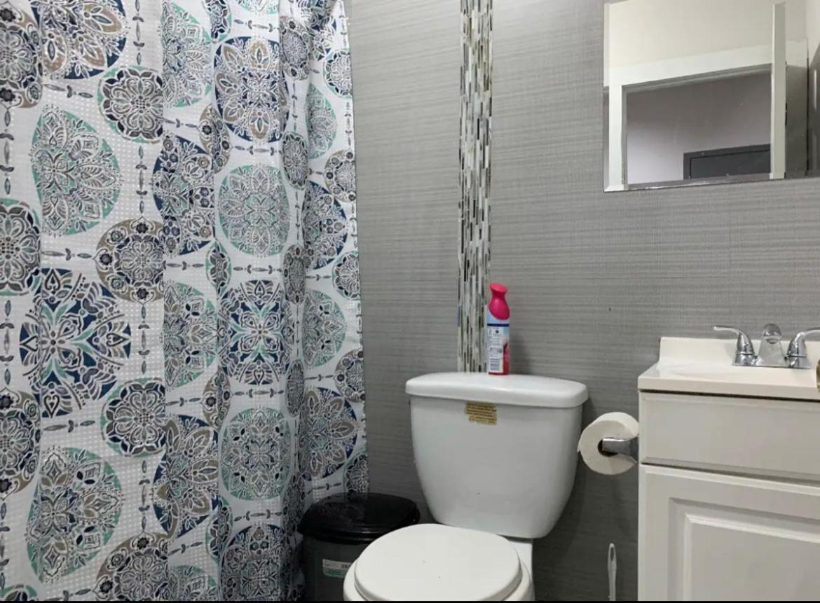Gem. Williamsburg 2 Bedroom.