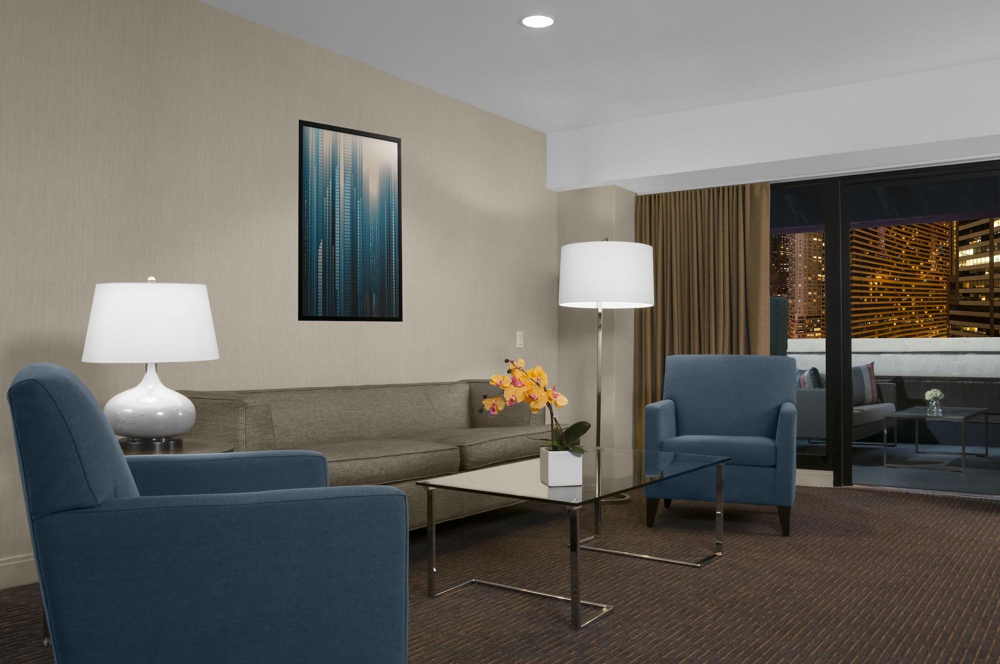 The Manhattan At Times Square Hotel