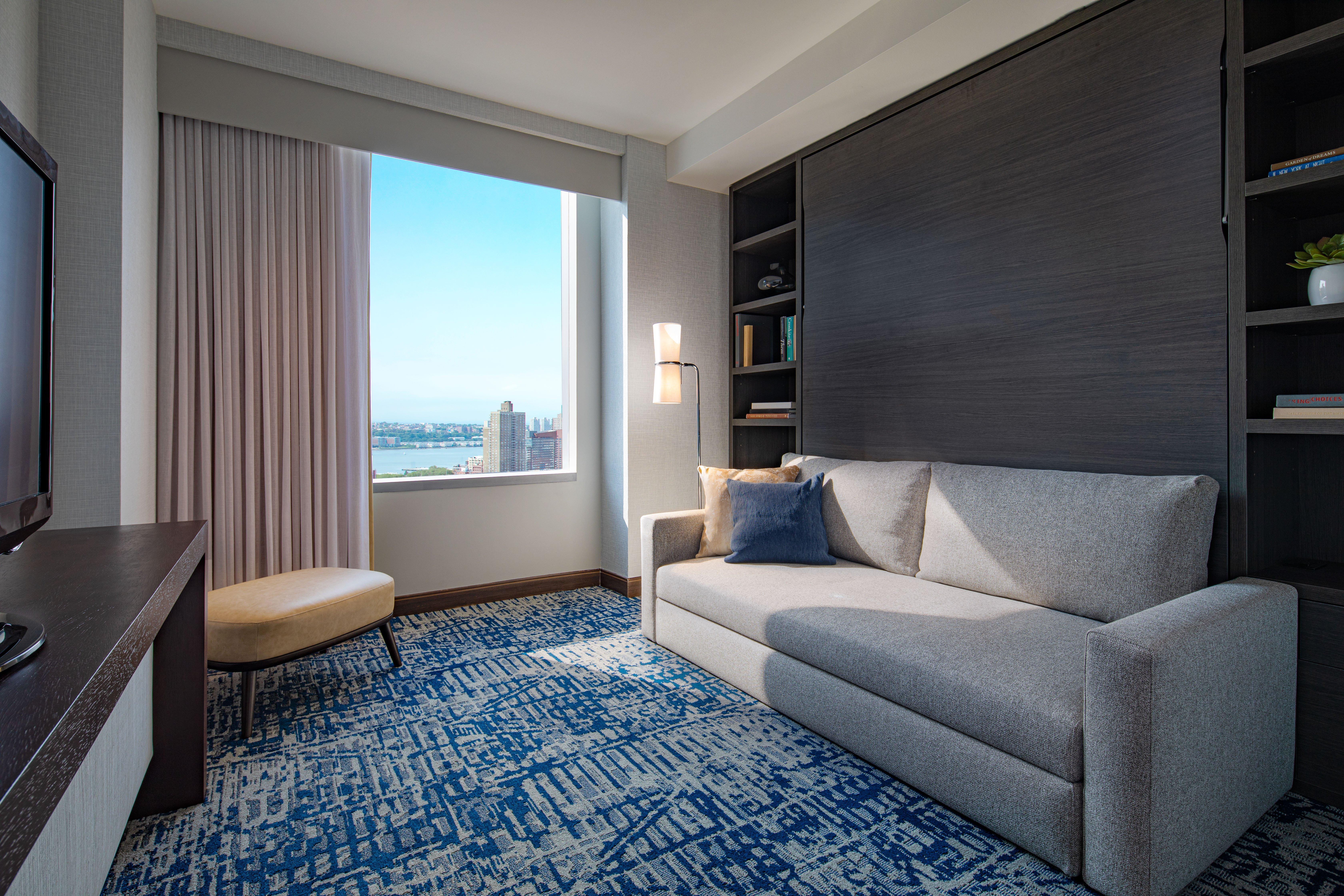 Hotel Intercontinental Times Square By Ihg 4*