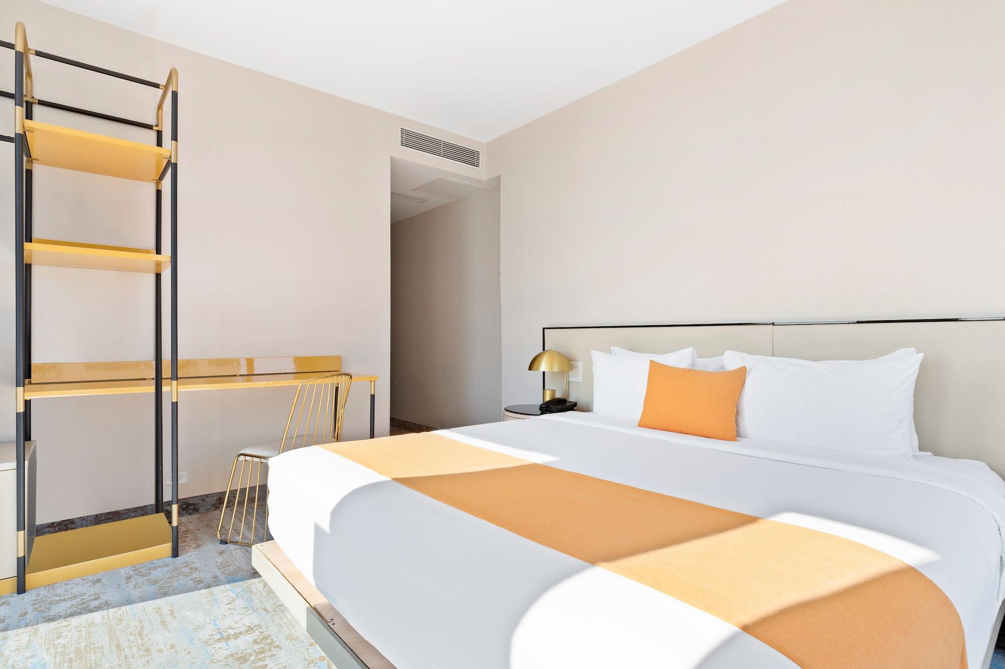 The Parc Hotel 3*