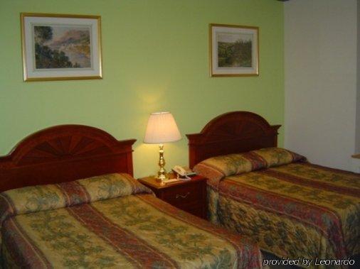 Hotel St. 2*