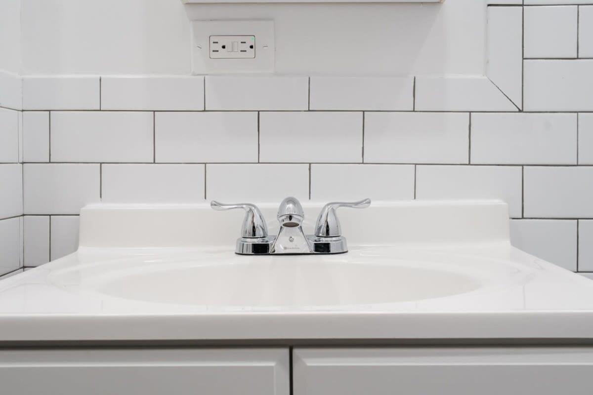 74-4a 2br 2baths In Prime Upper West Side W D Gym Apartment