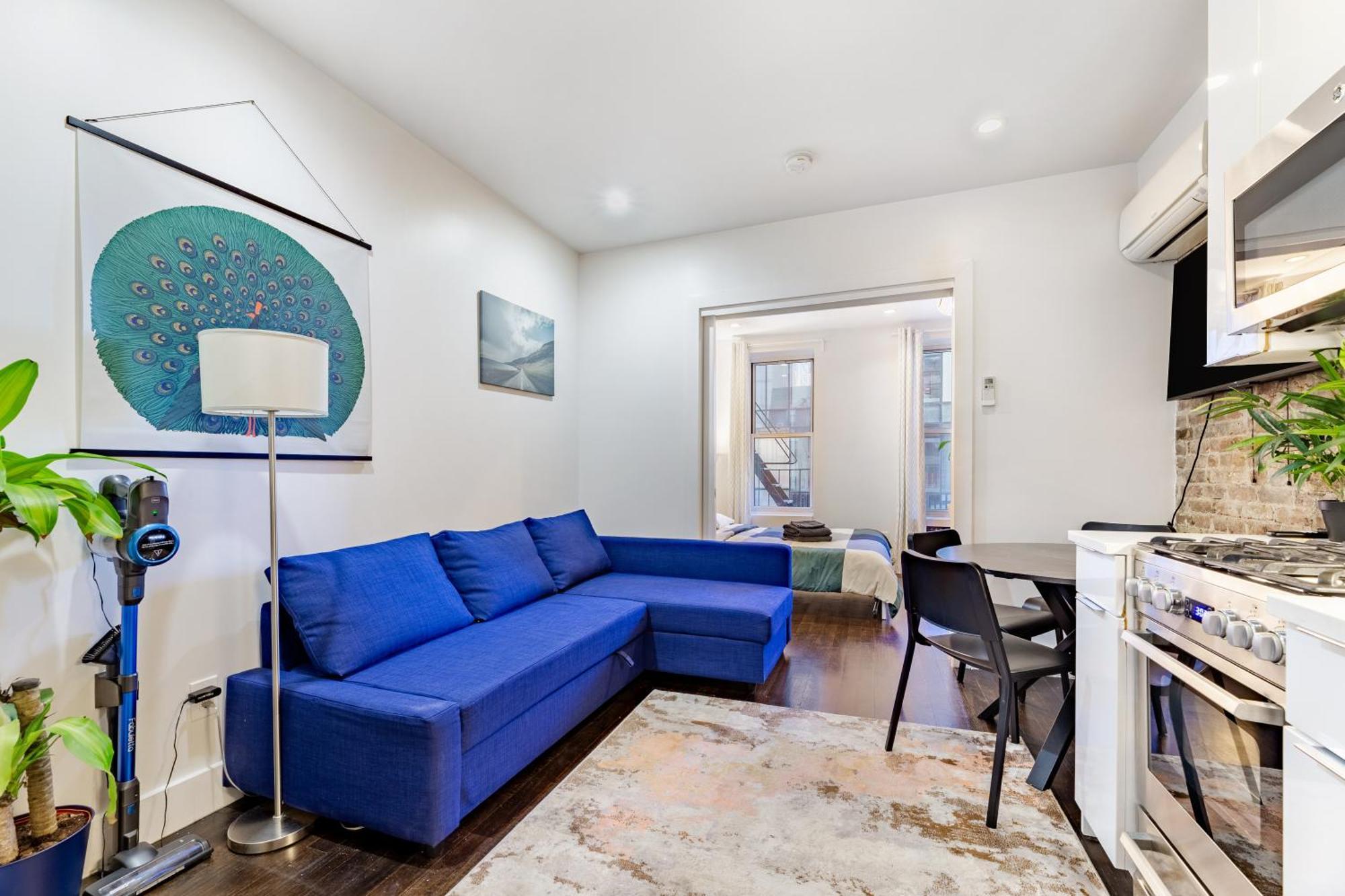 Explore The Authentic Designers 2bd In Hudson Yards