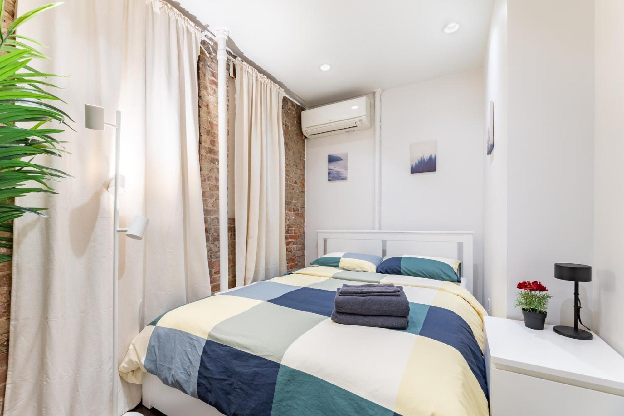 Explore The Authentic Designers 2bd In Hudson Yards