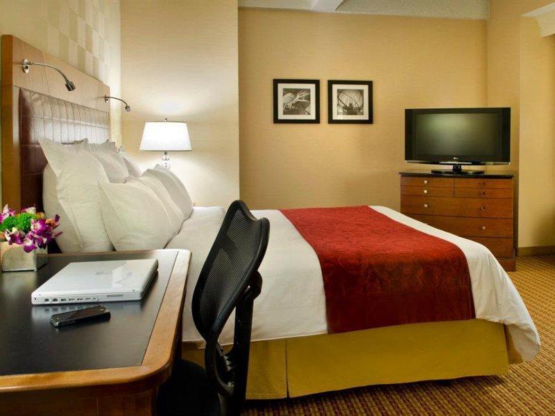 Marriott East Side