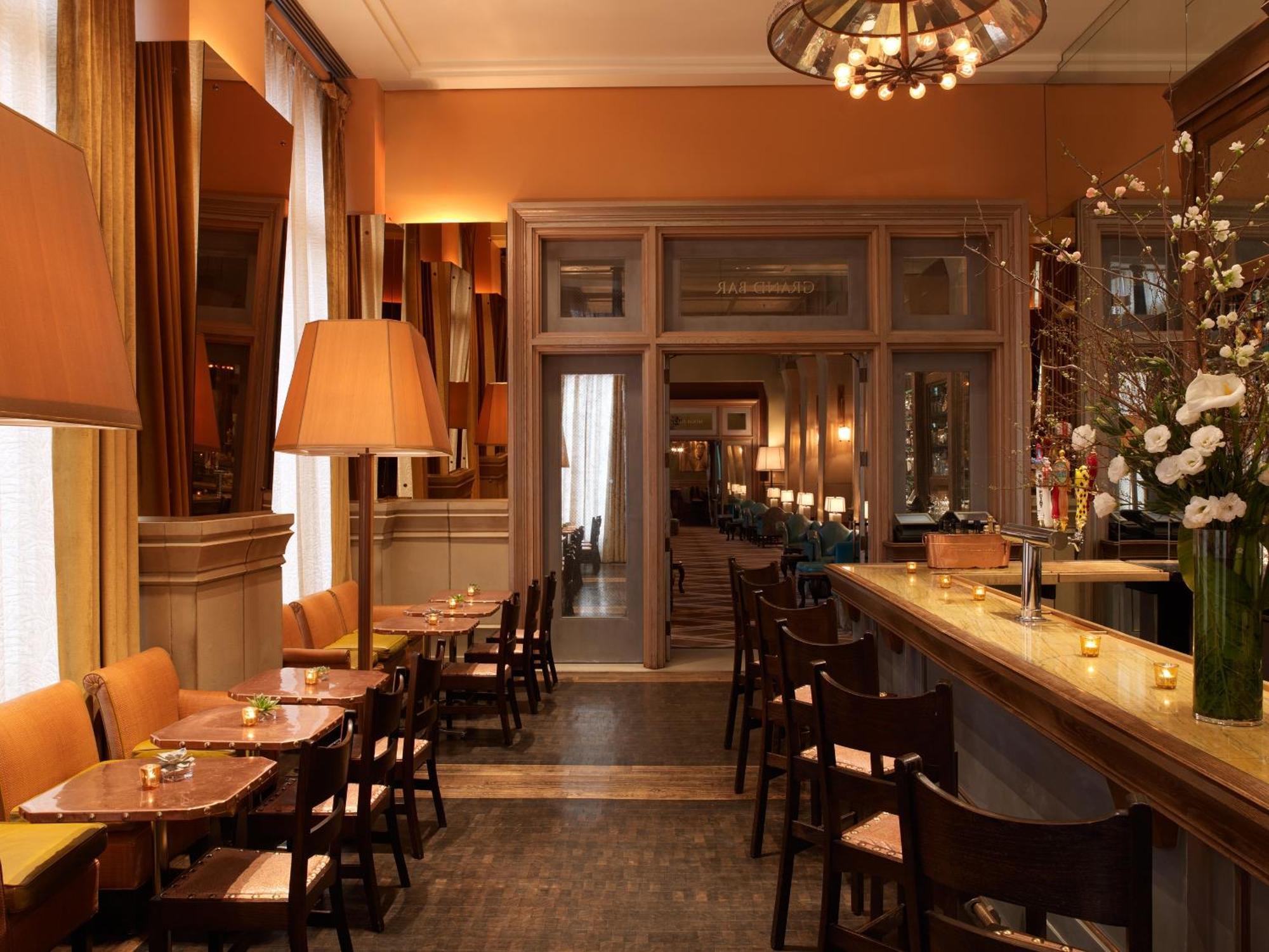 Hotel Soho Grand 4*