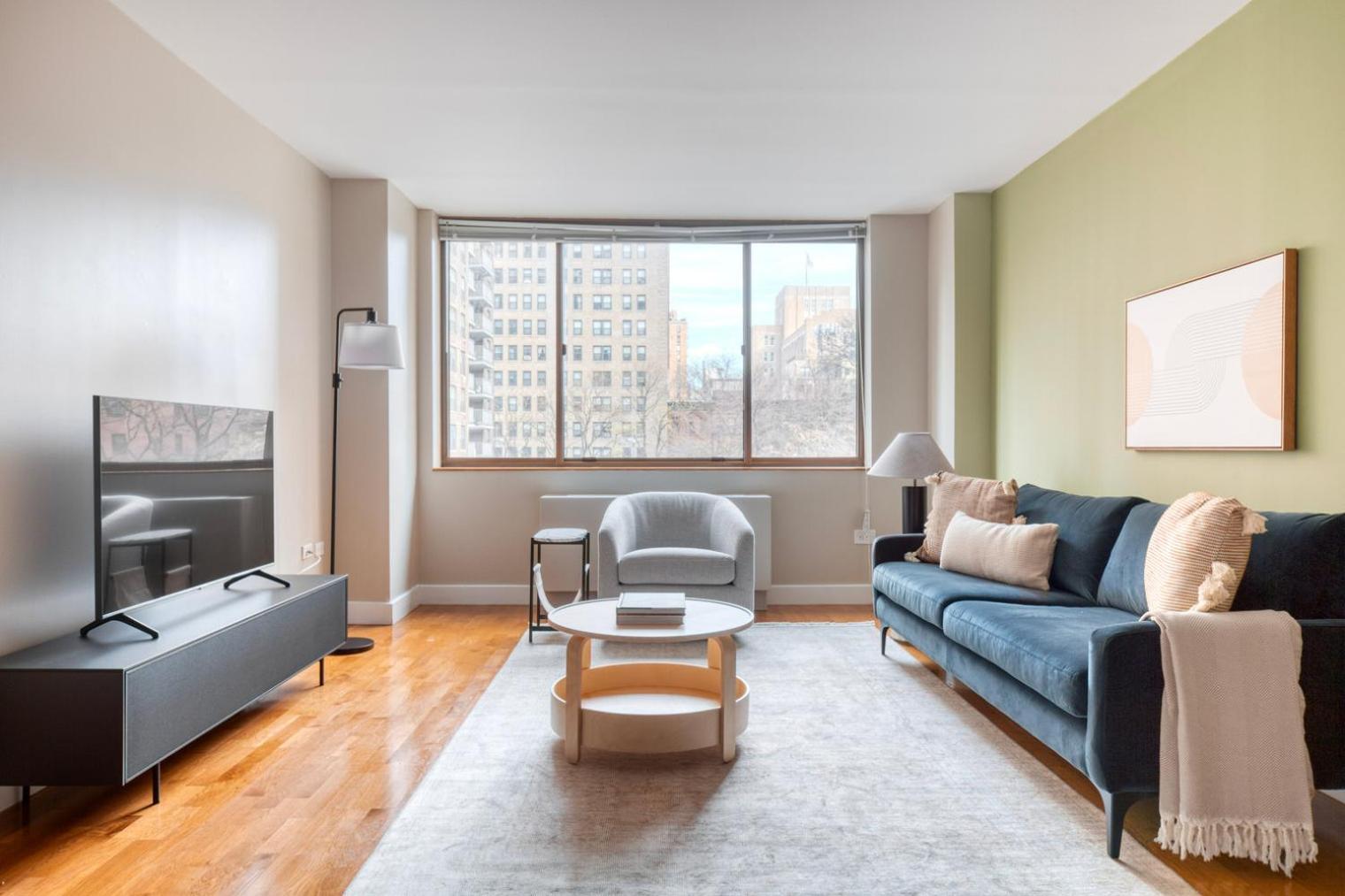 Apartment Uws 2br W Gym Doorman Elevator Nr Park Nyc-1047