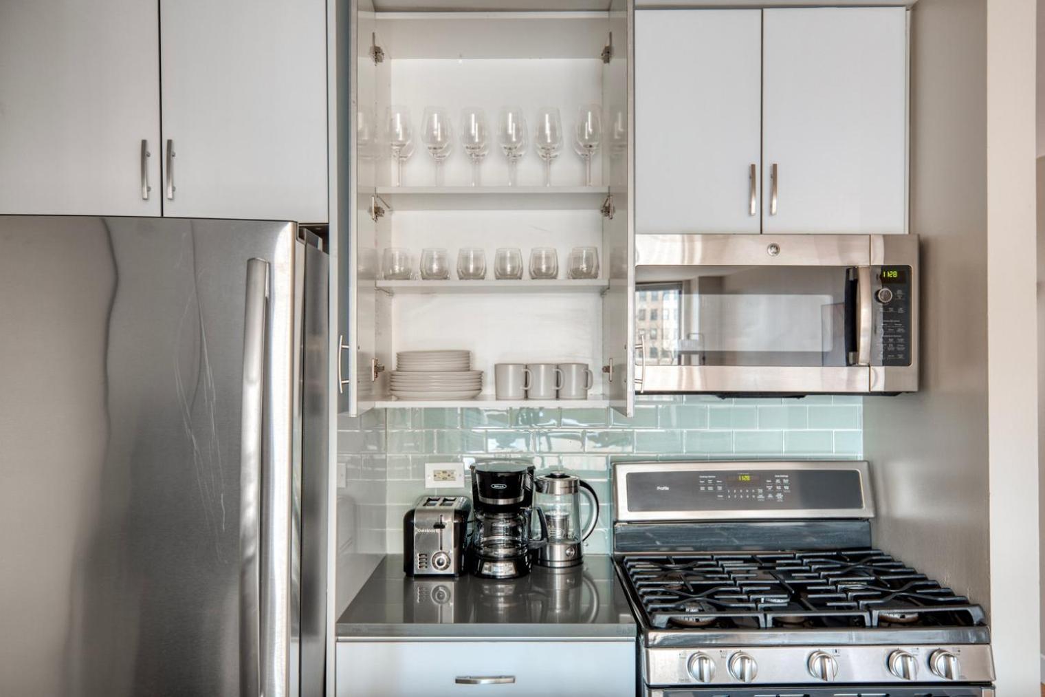 Apartment Uws 2br W Gym Doorman Elevator Nr Park Nyc-1047 *