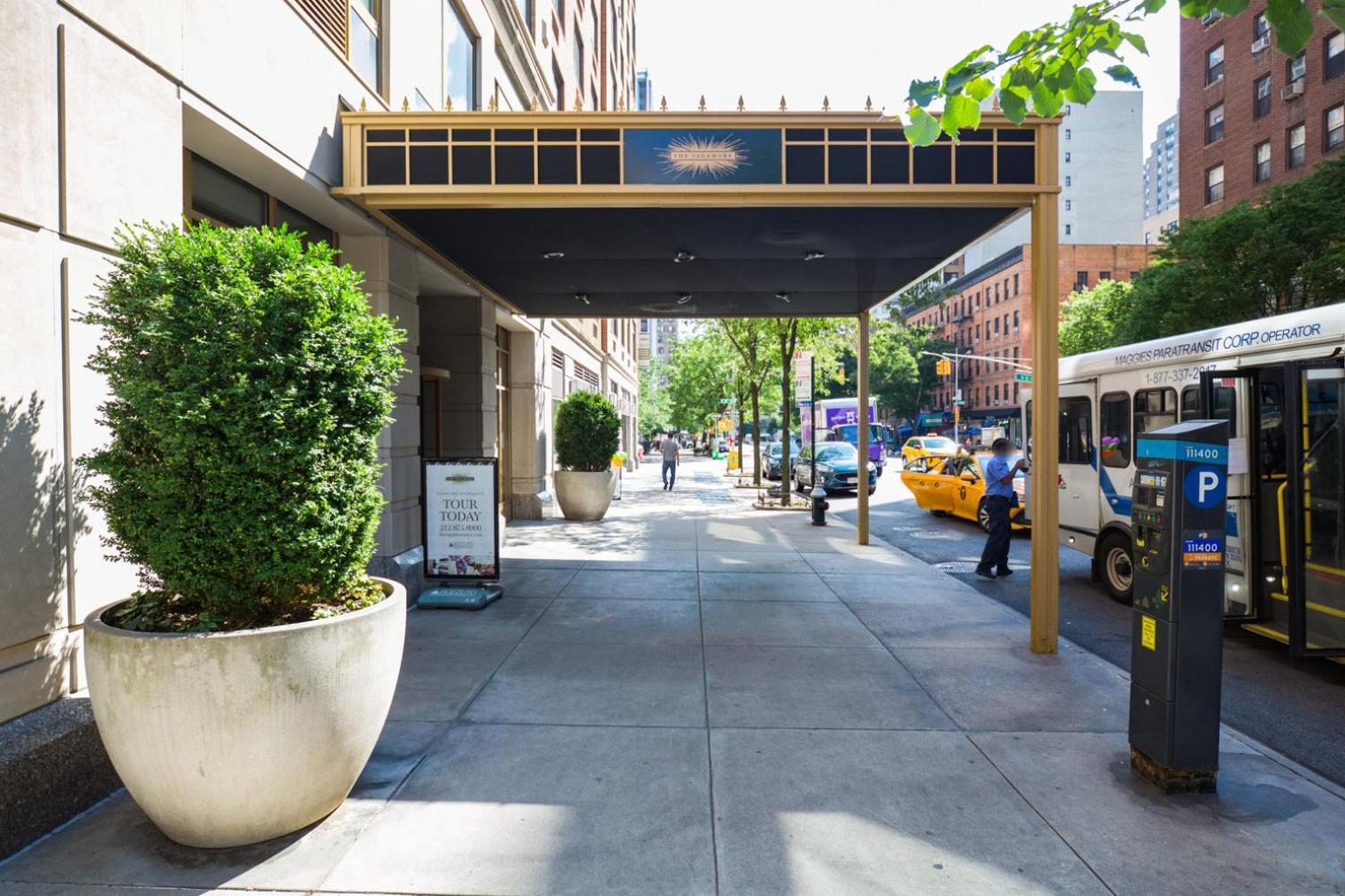 Apartment Uws 2br W Gym Doorman Elevator Nr Park Nyc-1047 New York