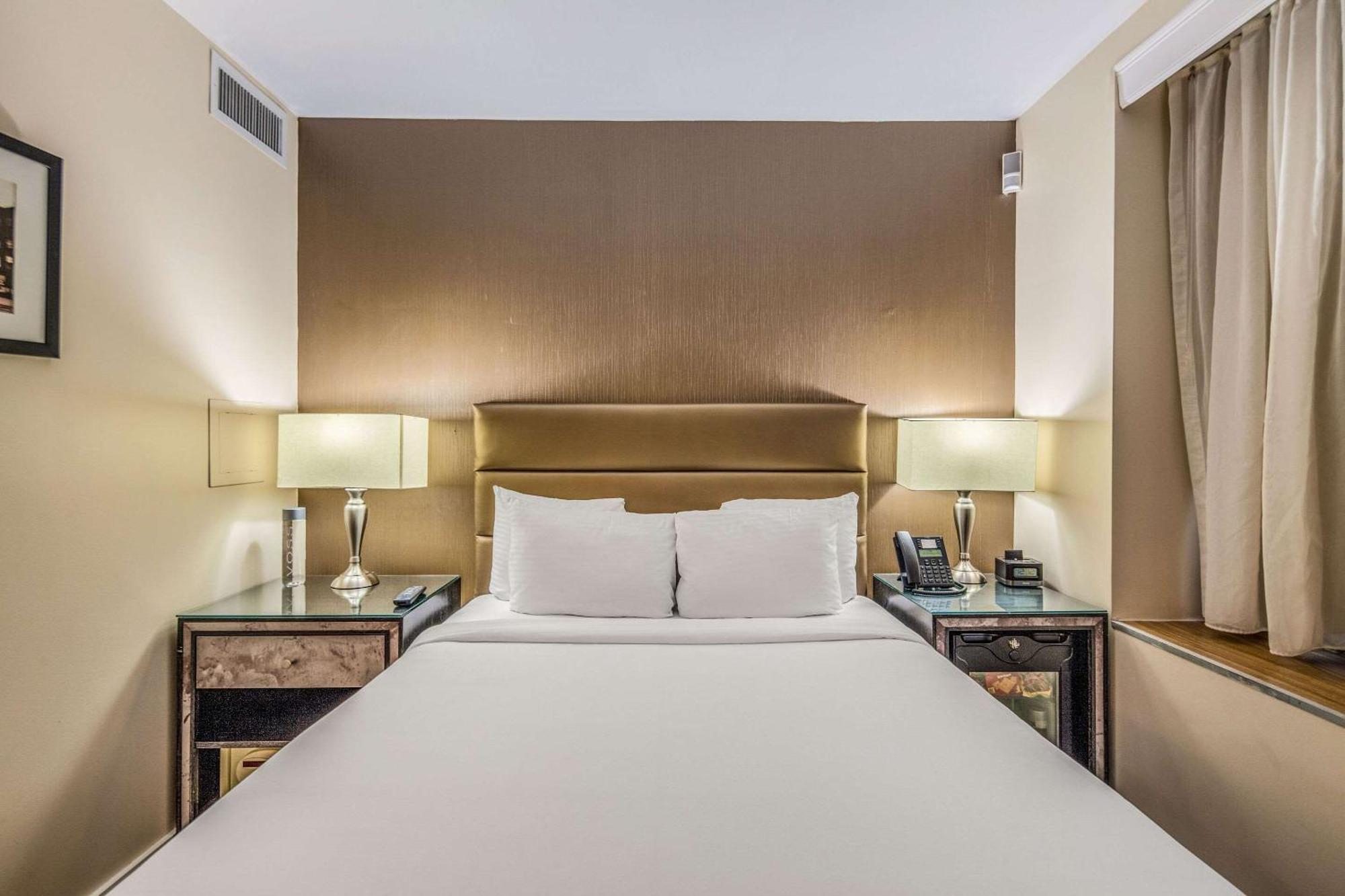 The Historic Blue Angel Lexington Ave, Ascend Collection 3* New York