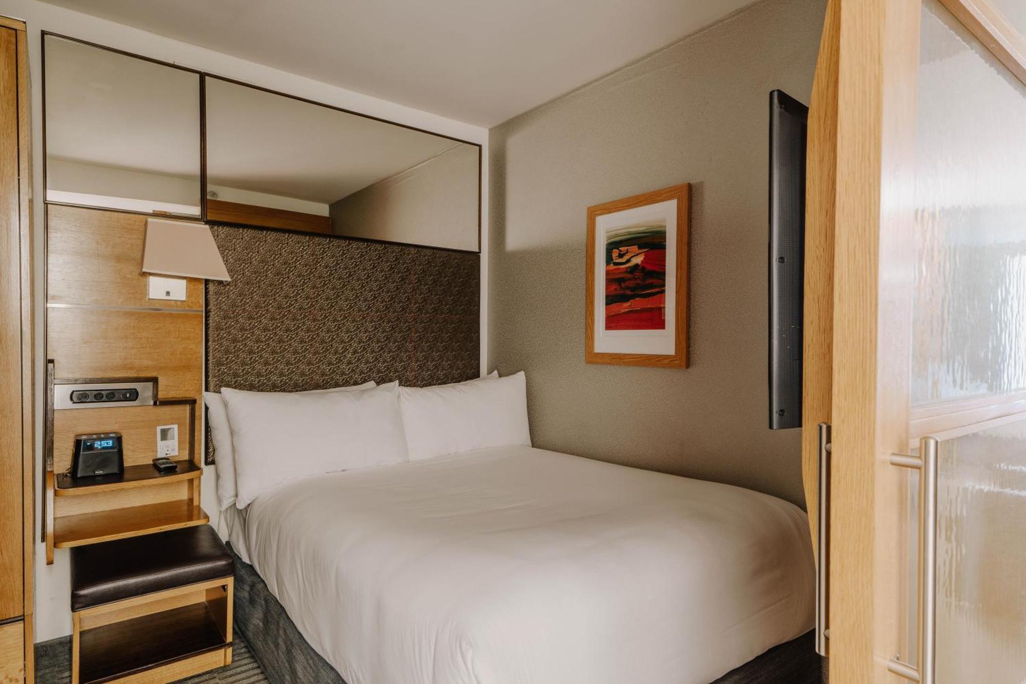 The Jewel Hotel, Hotel 4*