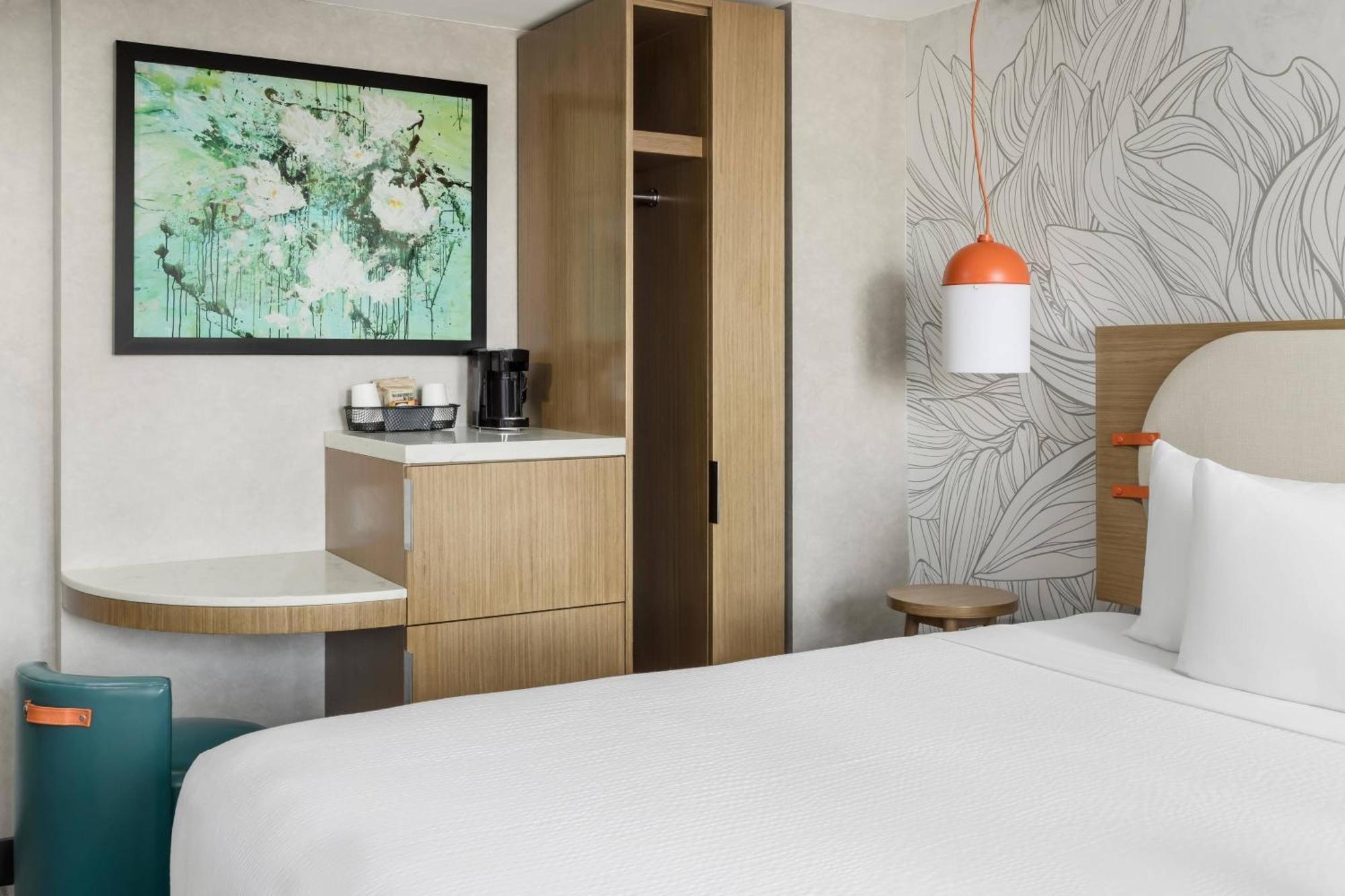 Hotel Springhill By Marriott Manhattan Chelsea 4*