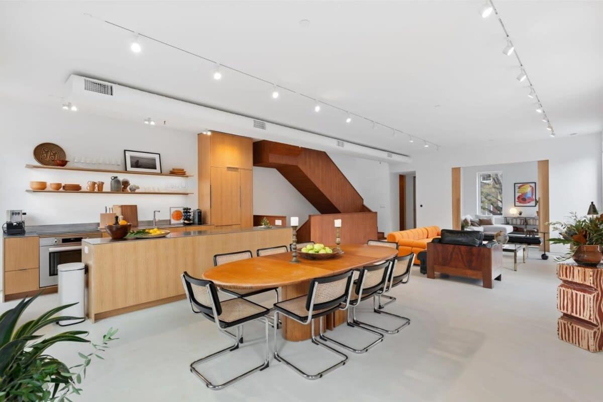 Apartment 4br Greenpoint Duplex Noorman By Rovetravel