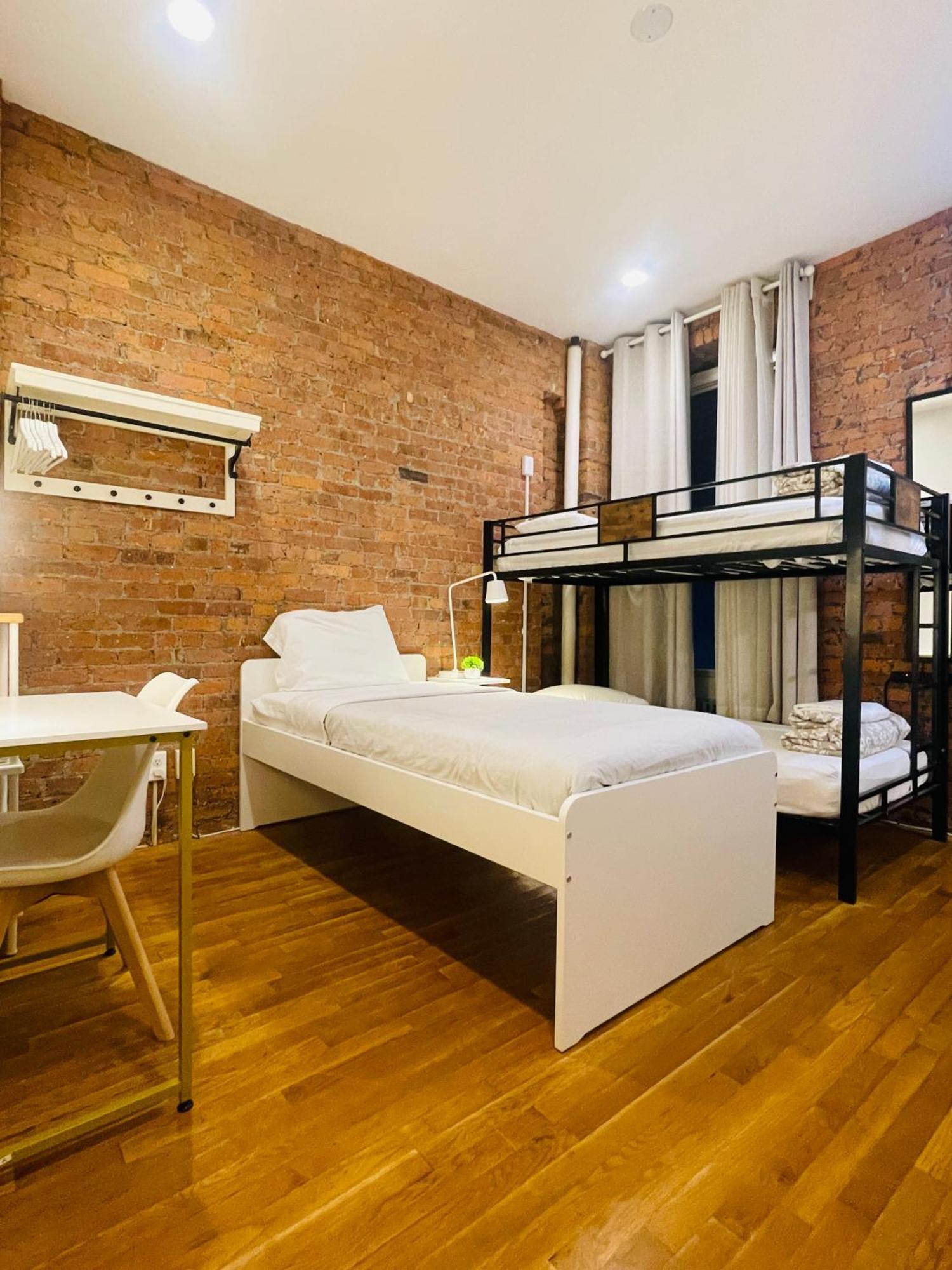 And The City, Empire State Building Apartment *
