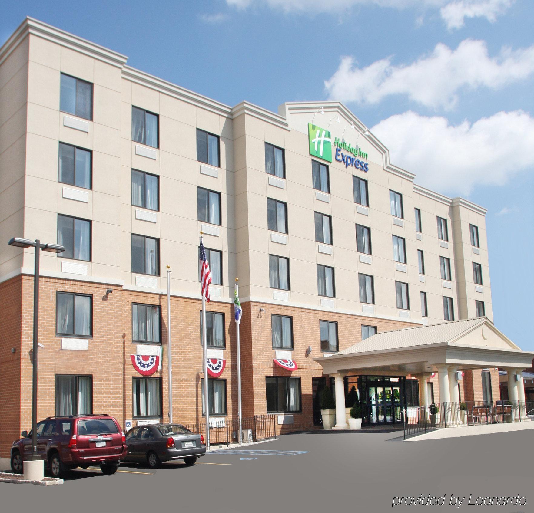Hotel Express Staten Island West, An Ihg New York