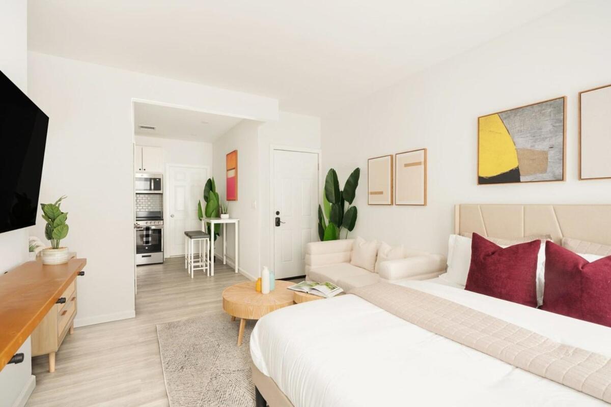 240-10 New Modern Ues W&d Apartment New York
