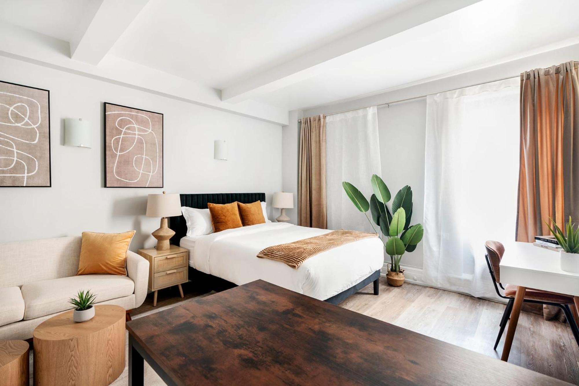 73-410 Luxury 24 Dm New Uws Gym Laundry Apartment New York