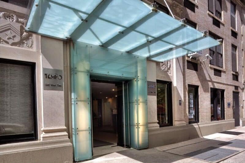 73-1504 Newly Reno Uws Doorman Gym Laundry Apartment New York