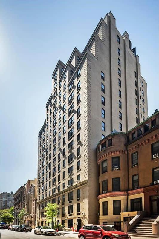 73-1504 Newly Reno Uws Doorman Gym Laundry *