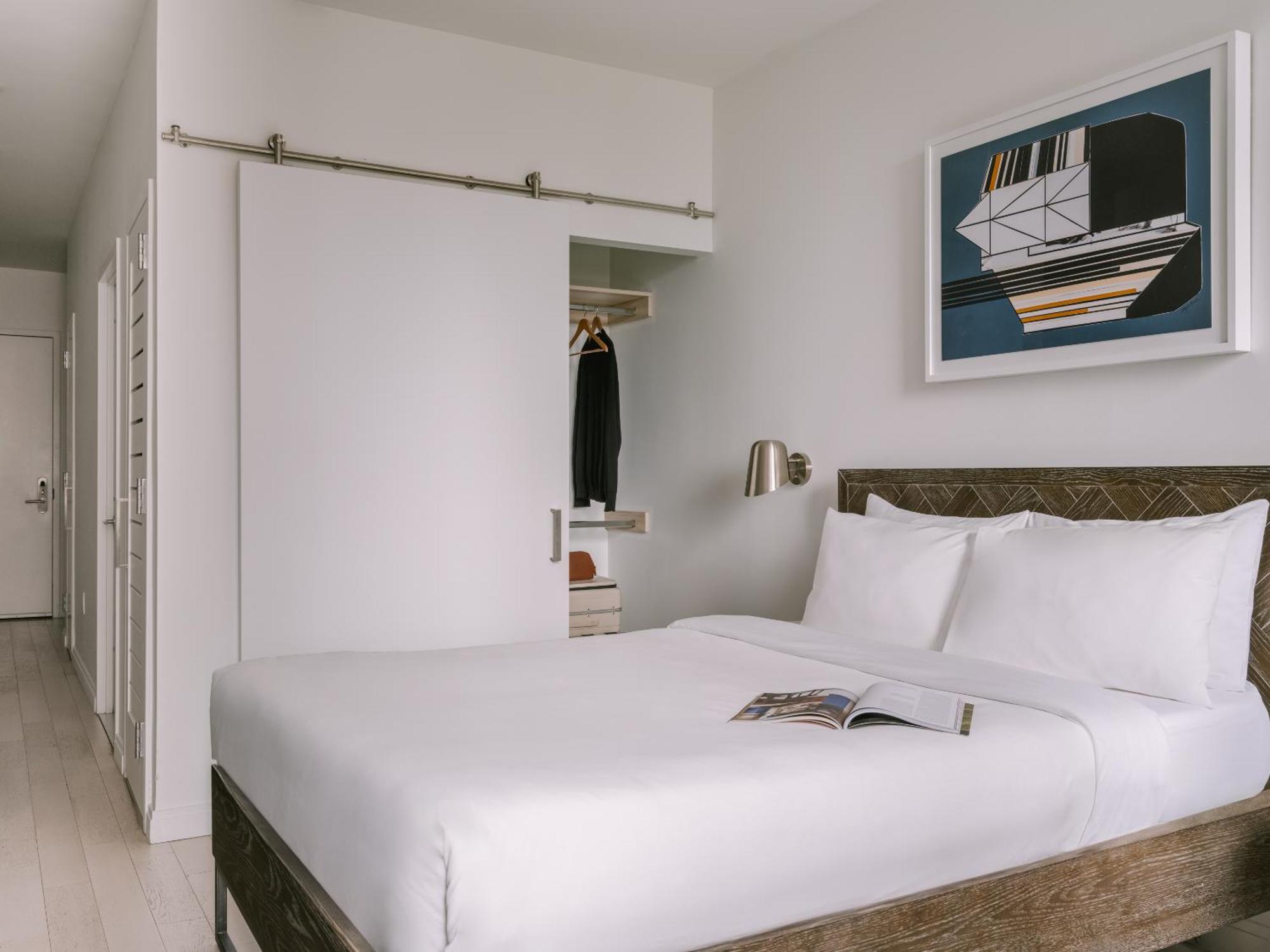 Sonder Battery Park Aparthotel 2*
