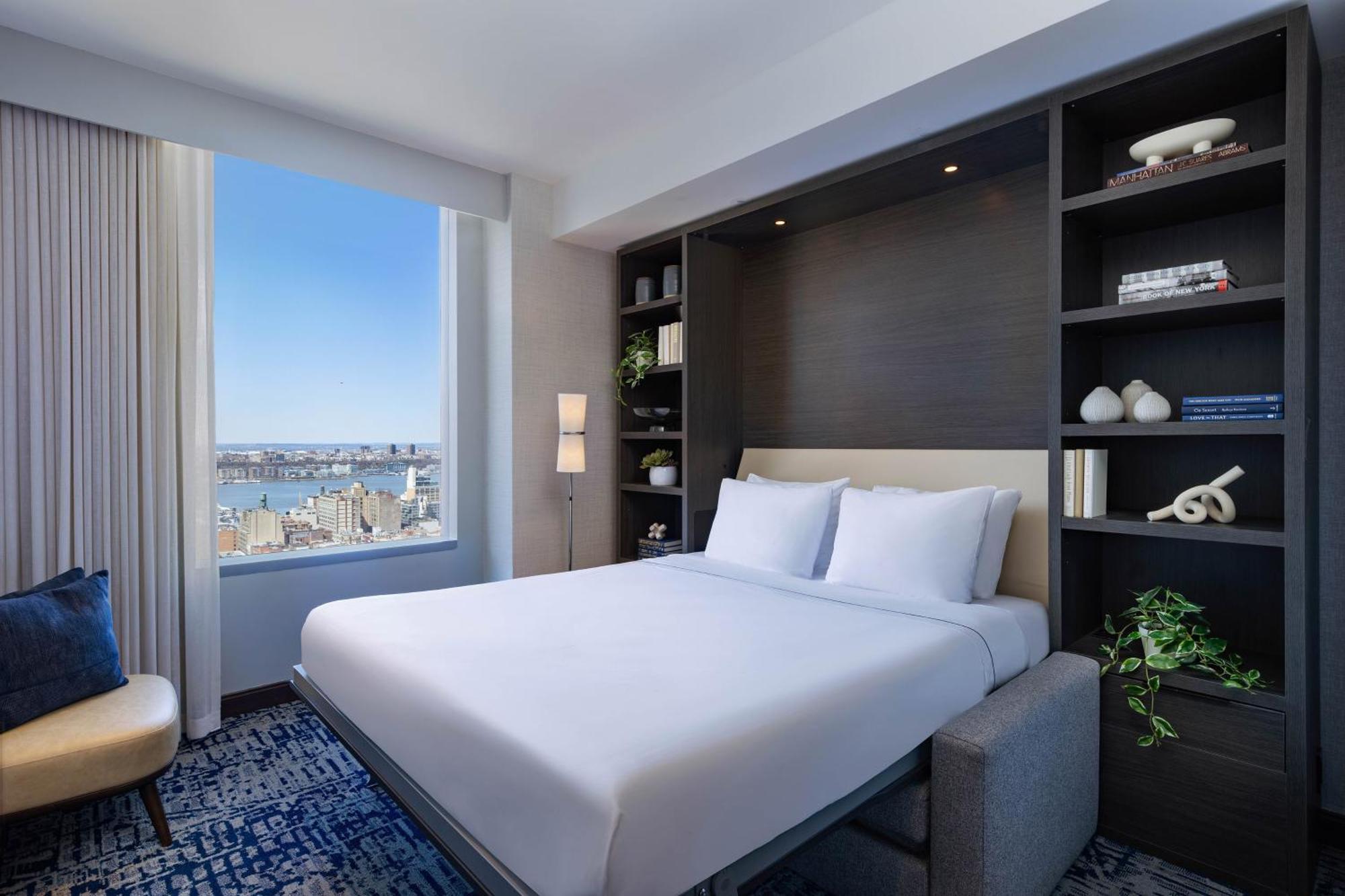Hotel Intercontinental Times Square By Ihg 4*