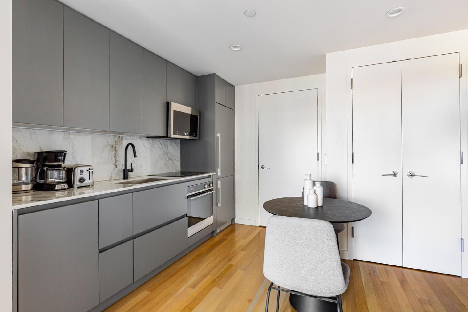 Blueground Yorkville Rooftop Nr Park Nyc-1760 Apartment New York