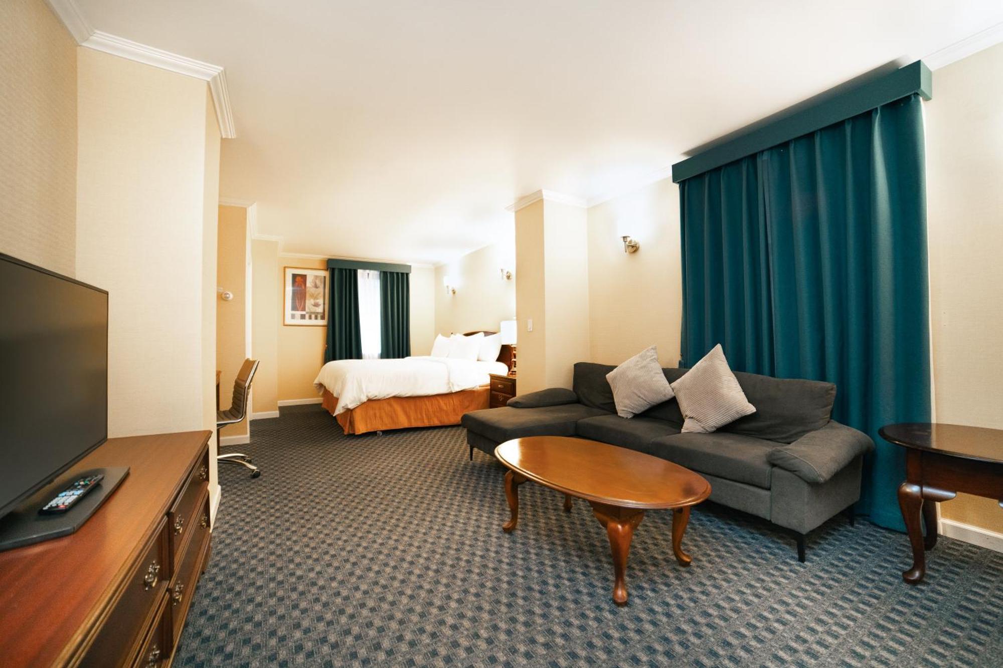 Stanford Hotel
