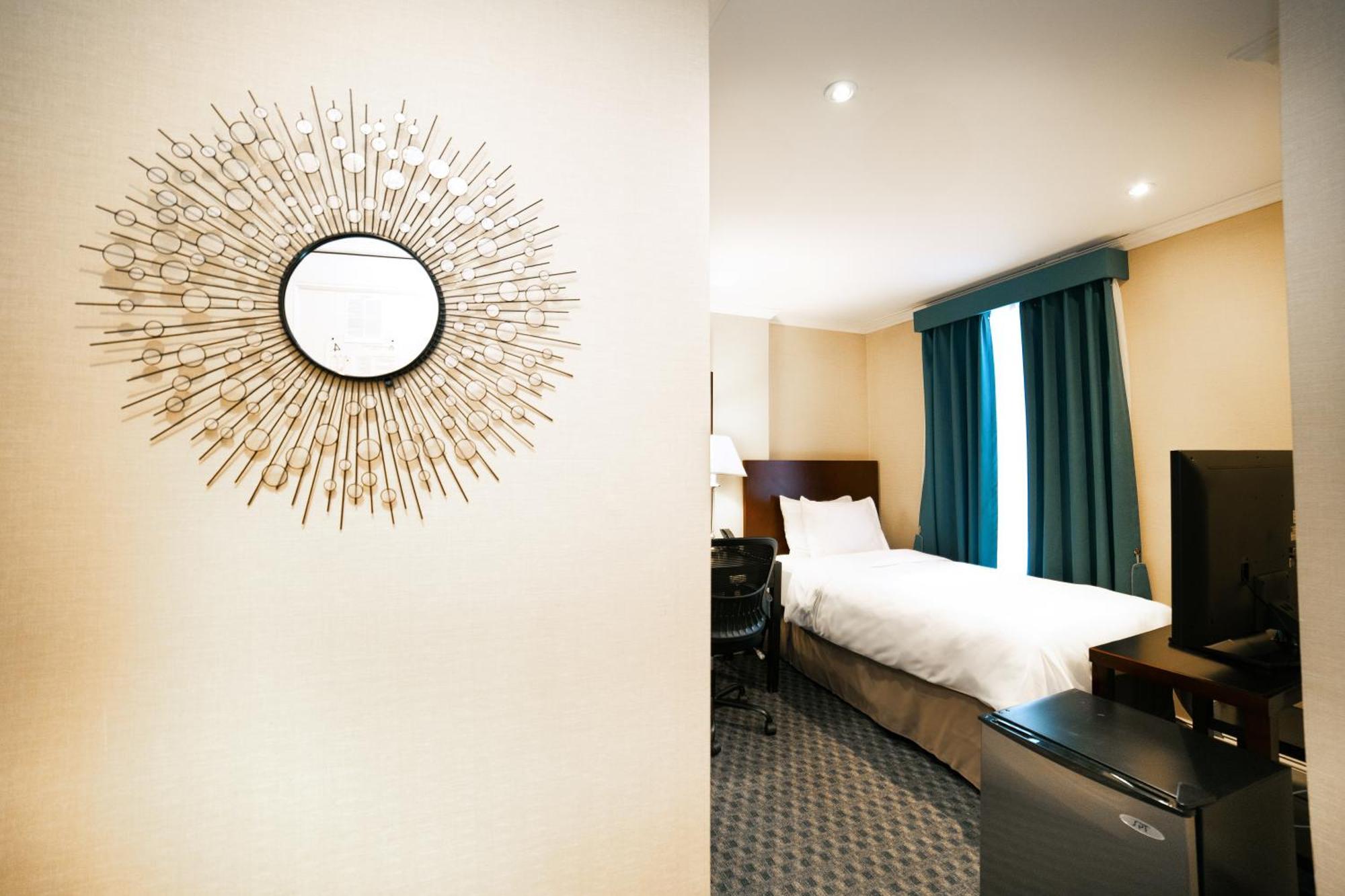 Hotel Stanford 3*