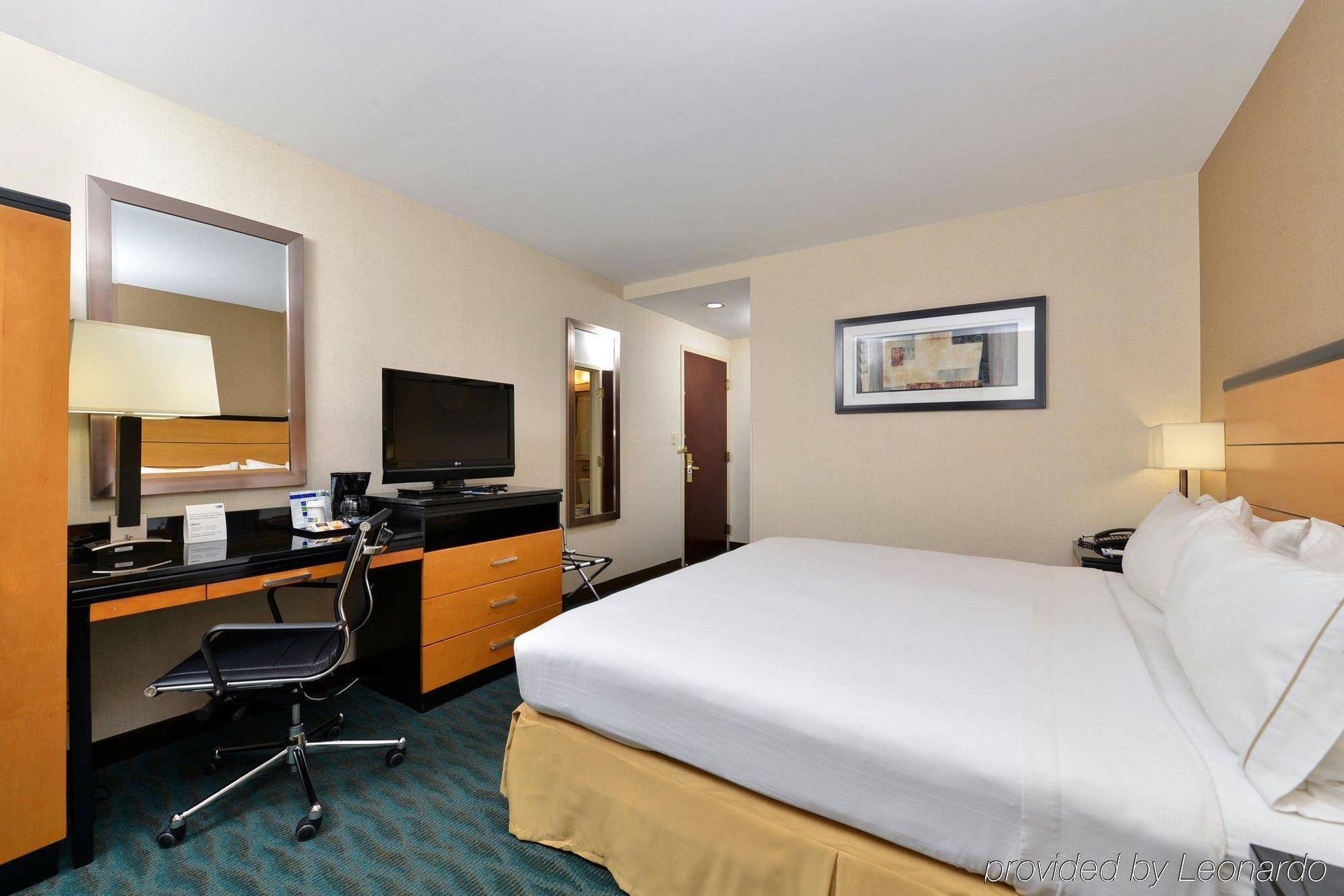 Express Kennedy Airport, An Ihg 3*