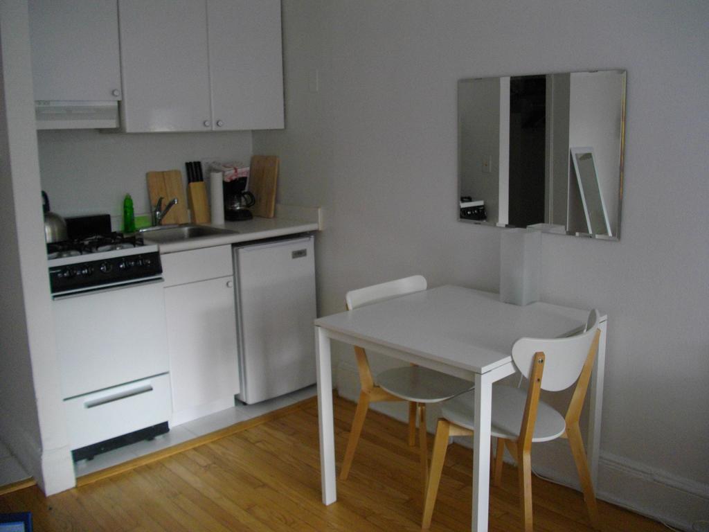 Studio - 39th Street