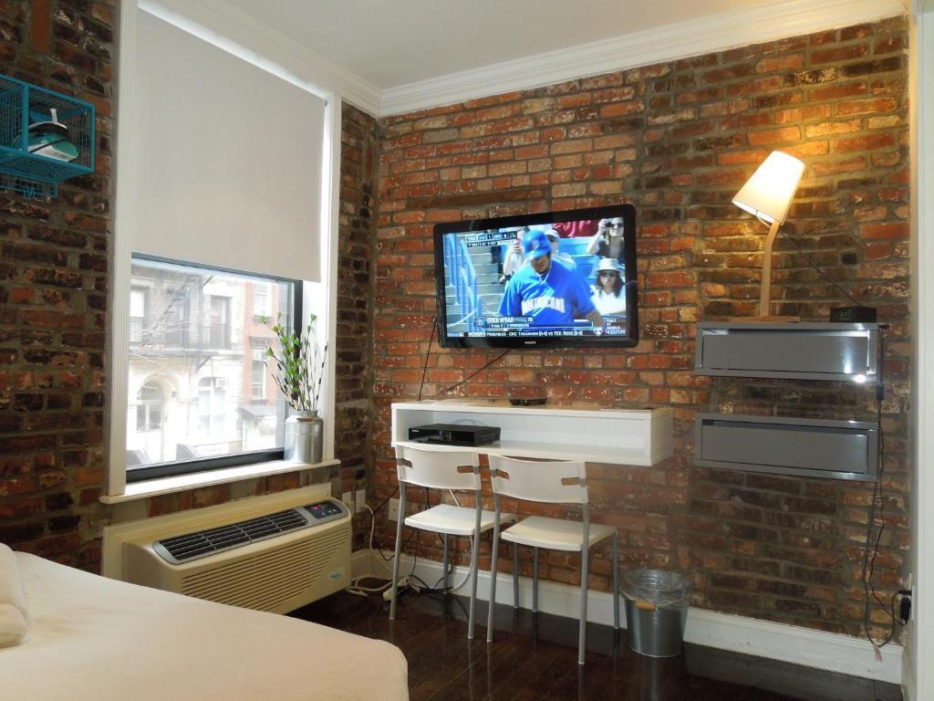 Hotel East Village 3*