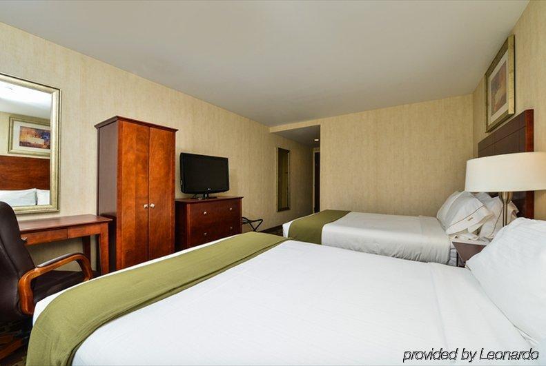 Express Staten Island West, An Ihg 3*