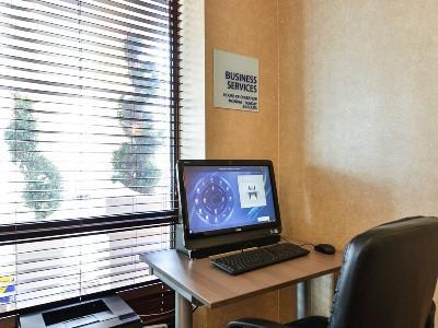 Express Staten Island West, An Ihg 3* New York