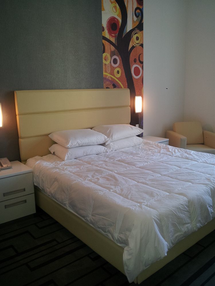 Voco Fiorello - Laguardia East By Ihg