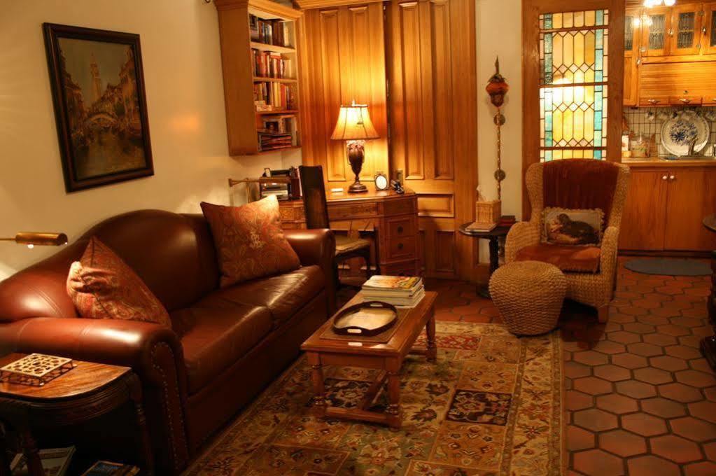 Guest house City 5*