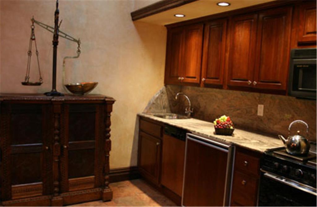 Guest house City 5*