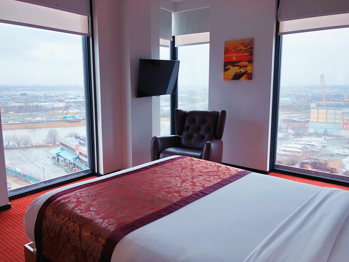 Hotel The Parc 3*