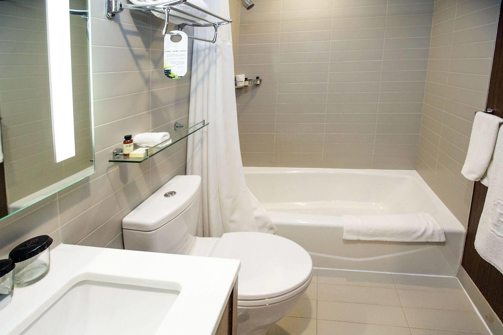 The Parc Hotel 3*